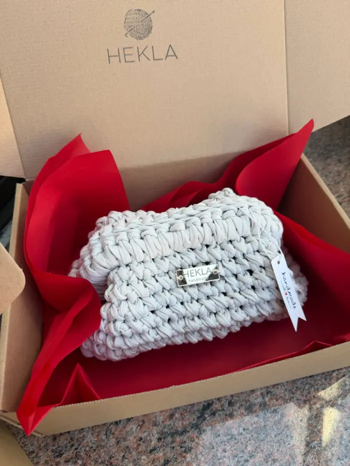Tessa Classic kukičana clutch torbica - Hekla